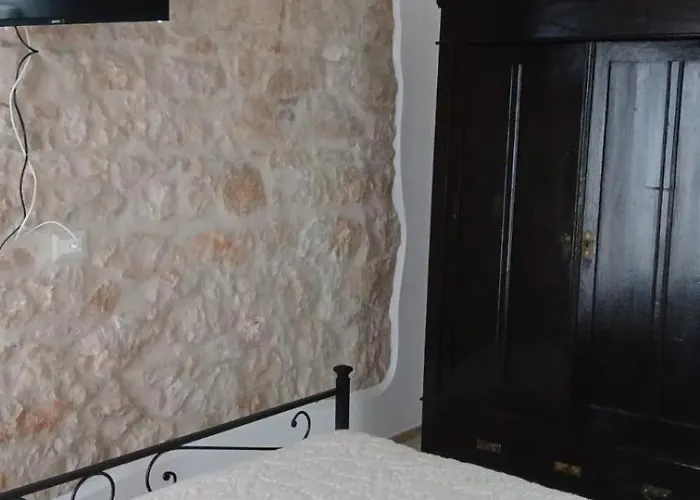 Monte Longu ゲストハウス