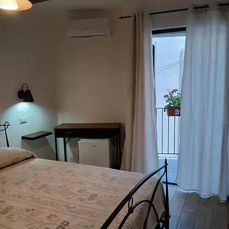 Monte Longu Guest house *